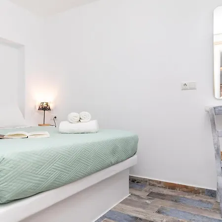 Depis Luxury Naxos