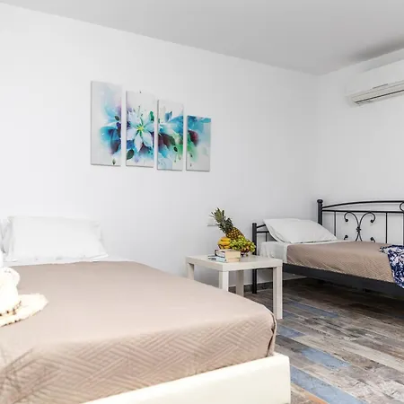 Appartement Depis Luxury Naxos
